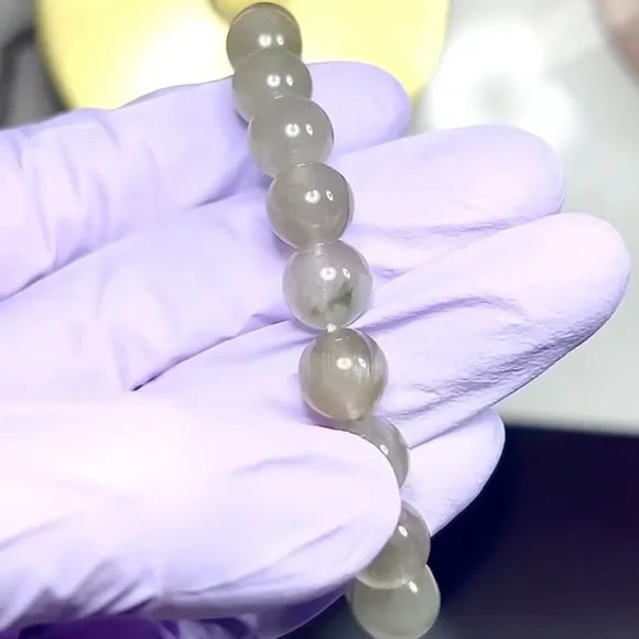 Green Rutilated Quartz Bracelet - Picture 7 of 7